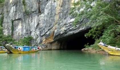 DA NANG – SON TRA – HOI AN – BA NA - HUE - PHONG NHA CAVE