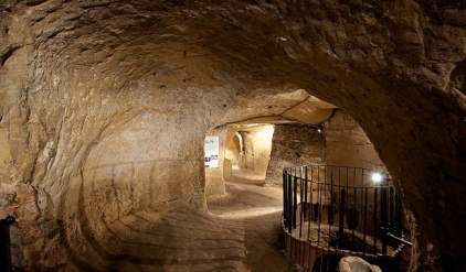 Cao Dai Temple – Cu Chi Tunnels 1 day