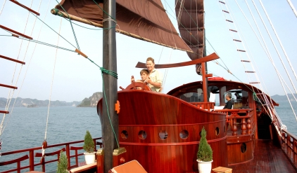 Red Dragon Cruise – Deluxe Standard