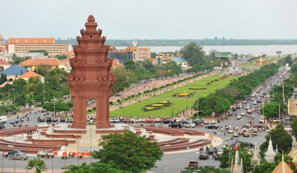 Phnom Penh - Kompong Cham tour