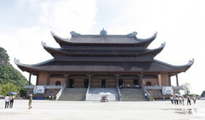 Hanoi – Halong – Ninh Binh – Huong Pagoda 5 days