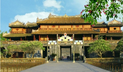 DA NANG – HOI AN – BANA HILL – HUE